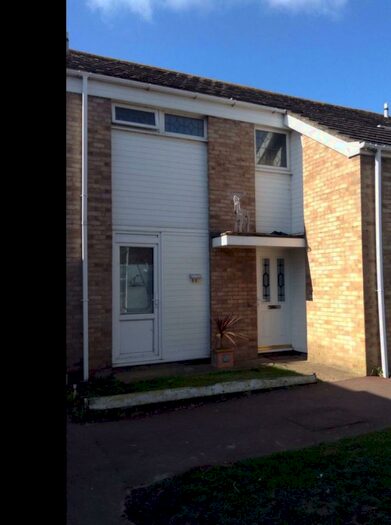 4 Bedroom House To Rent In Eagle Way-Shoeburyness, SS3