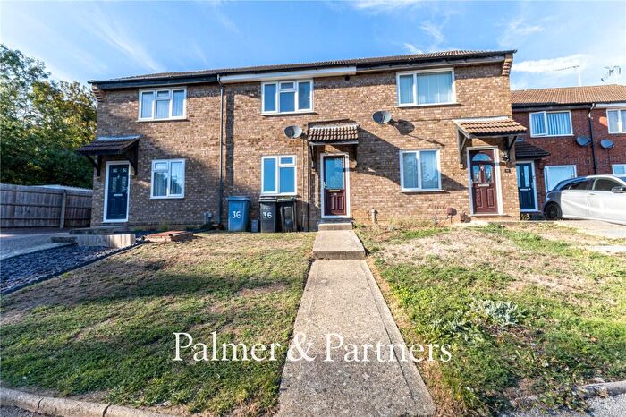 2 Bedroom Terraced House For Sale In Sycamore Close, Ipswich, Suffolk, IP8