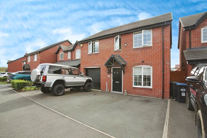 4 Bedroom Detached House For Sale In Skelhorn Avenue, Rugby, CV23