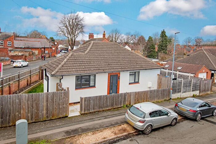 3 Bedroom Bungalow To Rent In Hallwood Road, Kettering, NN16