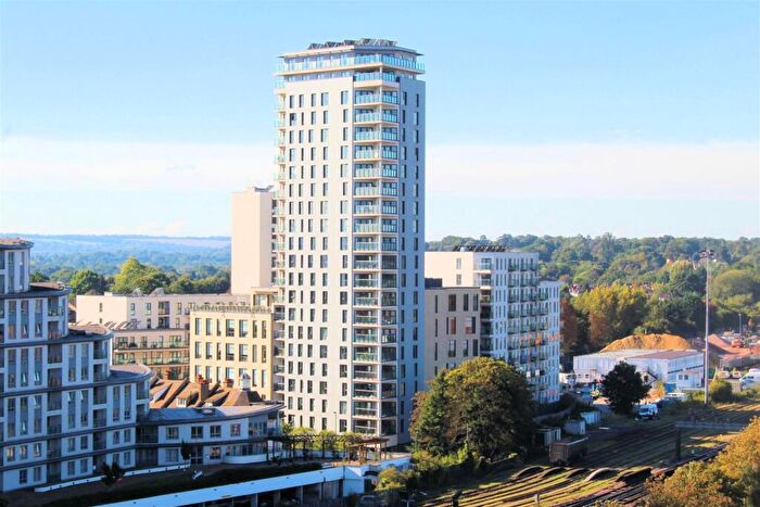 2 Bedroom Apartment To Rent In Guildford Road, Woking, Surrey, GU22
