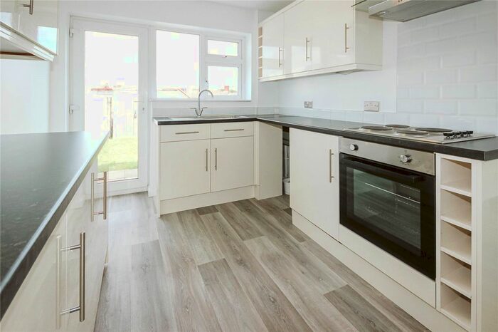 3 Bedroom Terraced House To Rent In Chestnut Way, Bristol, BS15