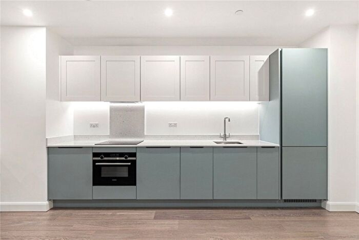 1 Bedroom Flat To Rent In Galleria House, Royal Eden Docks, London, E16