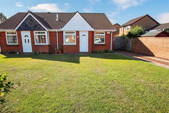 2 Bedroom Semi-Detached Bungalow For Sale In Colorado Grove, Darlington, DL1