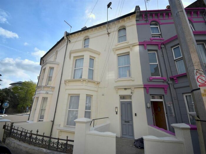 1 Bedroom Flat To Rent In Cambridge Gardens, Hastings, TN34