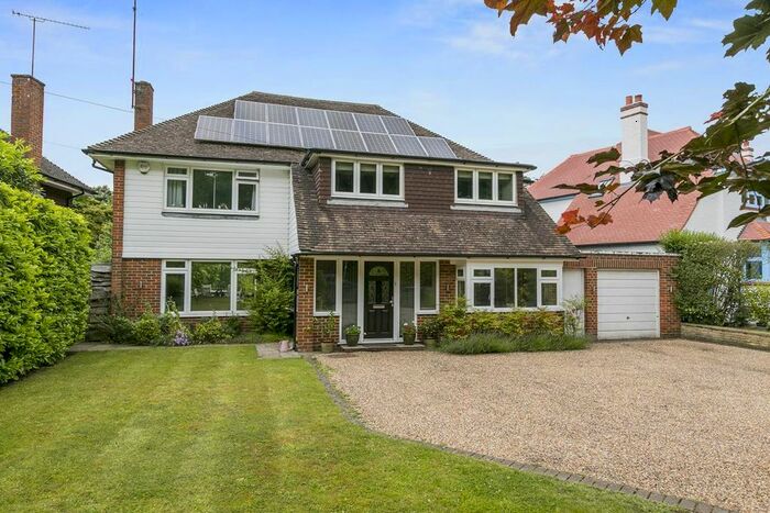 6 Bedroom Detached House To Rent In Lammas Lane, Esher, KT10