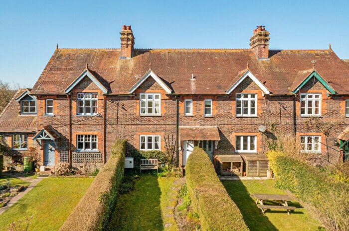 3 Bedroom Property For Sale In Ramsdean, Petersfield, GU32