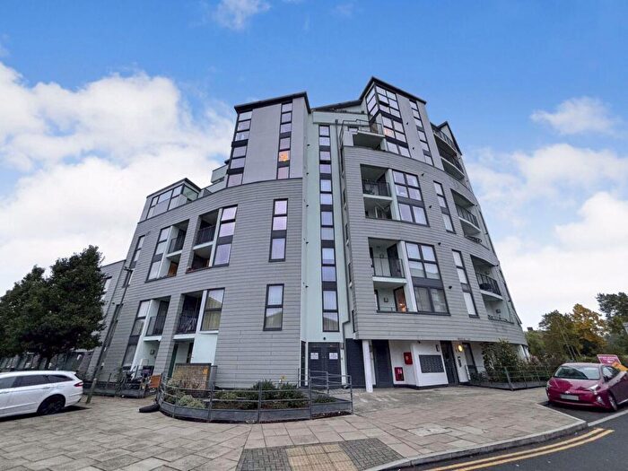 1 Bedroom Flat For Sale In Acklington Drive, Butterfly Court, NW9