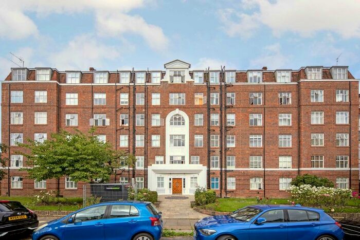 2 Bedroom Flat To Rent In Sutton Lane North, London, W4