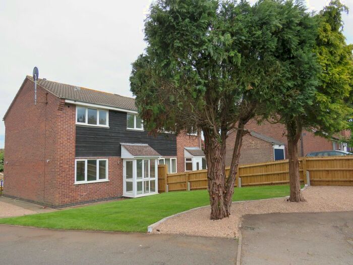 3 Bedroom Property To Rent In Ludlow Close, Oadby, Leicester, LE2