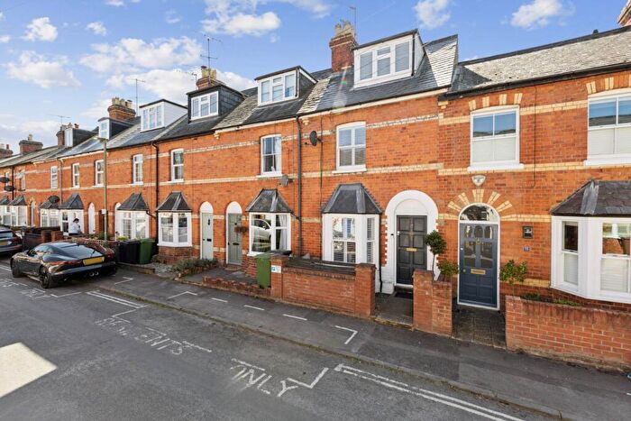 3 Bedroom Terraced House For Sale In Albert Road, Henley On Thames, RG9