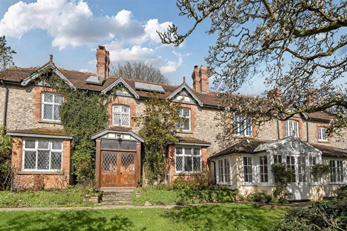 5 Bedroom Farmhouse To Rent In Widworthy, Honiton, EX14