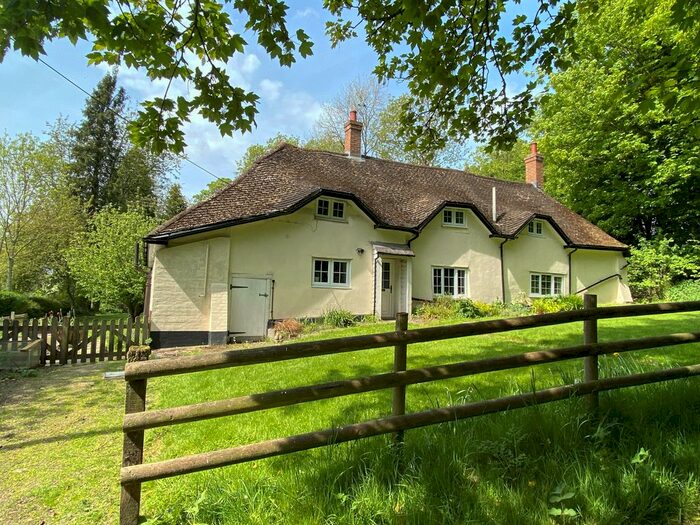 3 Bedroom Cottage To Rent In Newton Stacey, Stockbridge, SO20