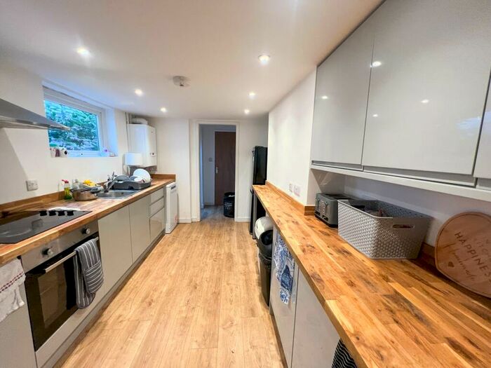 4 Bedroom Terraced House To Rent In Guildford Street, Plymouth, PL4