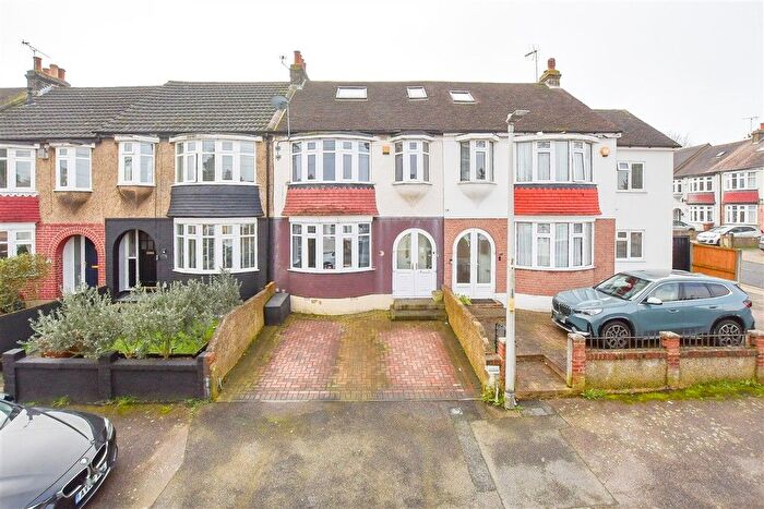 4 Bedroom Terraced House For Sale In Gerrard Avenue, Medway, Rochester, Kent, ME1