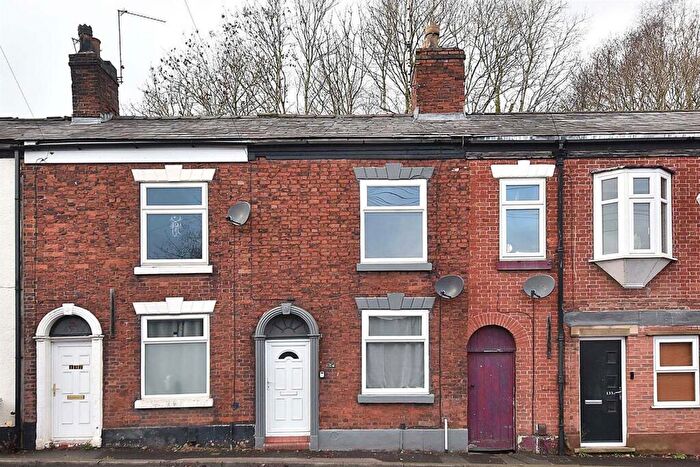 2 Bedroom Terraced House For Sale In London Road, Macclesfield, SK11