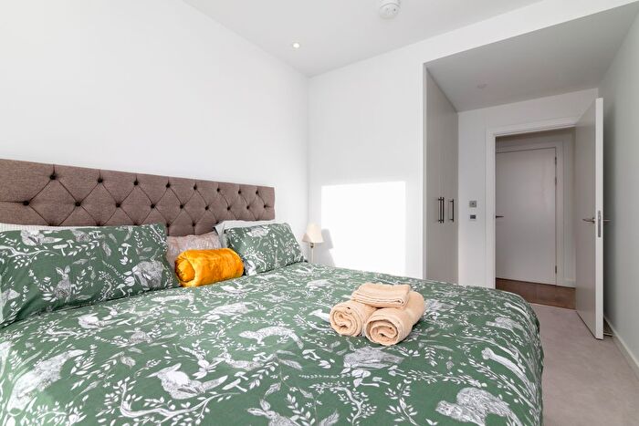 1 Bedroom Flat To Rent In Fisherton Street, London, NW8