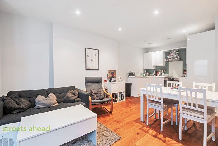 2 Bedroom Flat To Rent In Anerley Road, London, SE20