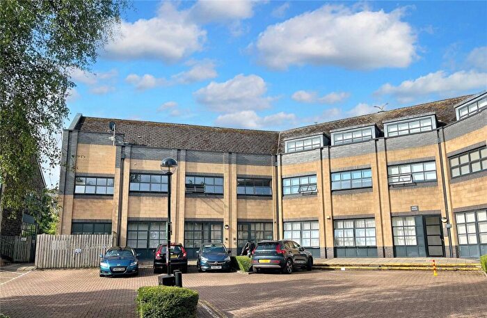 1 Bedroom Apartment For Sale In Marr House, The Square, Bath, BA2