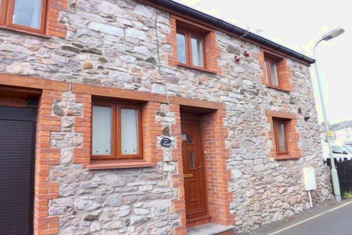 1 Bedroom Cottage To Rent In Quay Road, Newton Abbot, TQ12