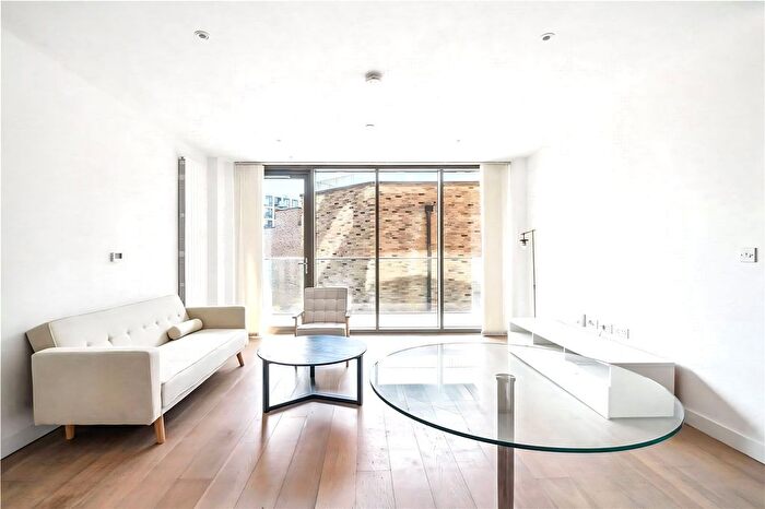 2 Bedroom Flat To Rent In Commodore House Royal Wharf, Royal Crest Ave, London, E16