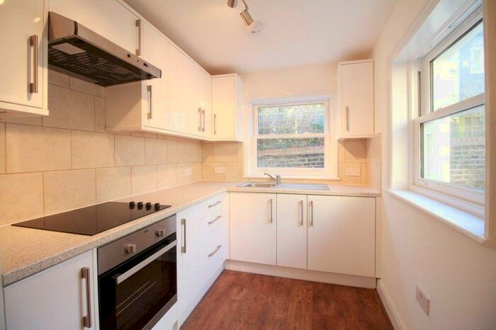 1 Bedroom Flat To Rent In York Way, Caledonian Road, London, N7