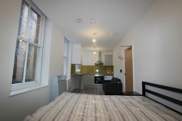 Studio To Rent In Long Row, Nottingham, NG1