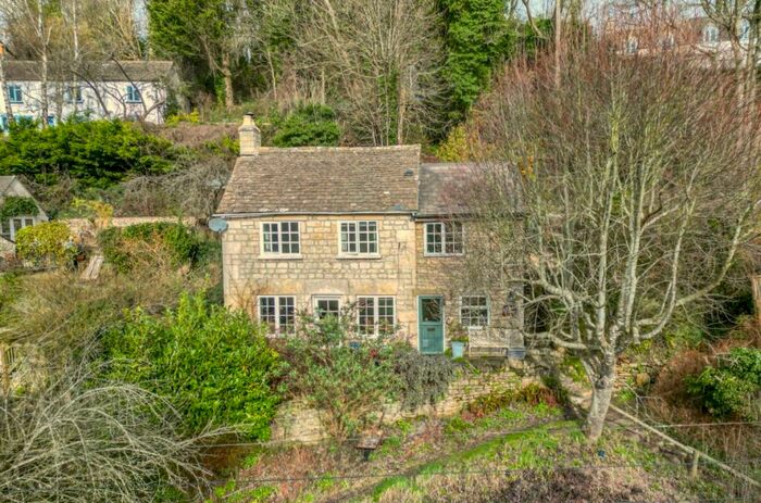 3 Bedroom Detached House For Sale In Whiteway Bank, Downend, Horsley, GL6