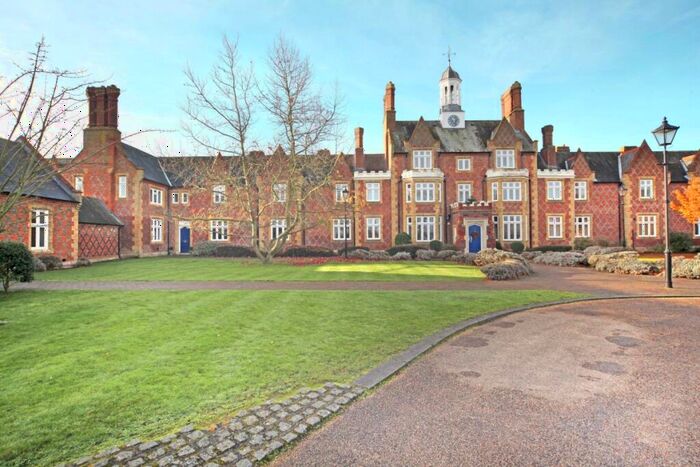 2 Bedroom Terraced House To Rent In Bears Rails Park Old Windsor, SL4