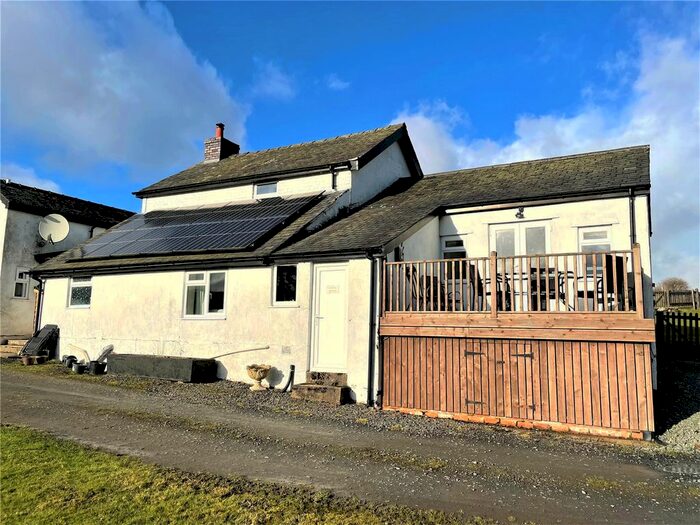 3 Bedroom Semi-Detached House To Rent In Llaithddu, Dolfor, Newtown, Powys, SY16
