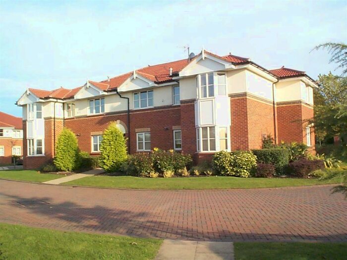 2 Bedroom Flat To Rent In Hazeldean Court, Wilmslow, SK9