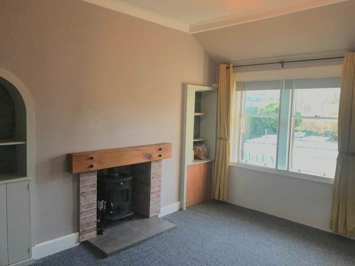 2 Bedroom Flat To Rent In Shore Road, Aberdour, KY3
