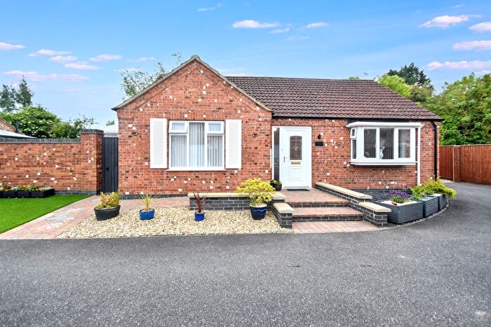 2 Bedroom Bungalow For Sale In Douglas Close, Burgh Le Marsh, PE24