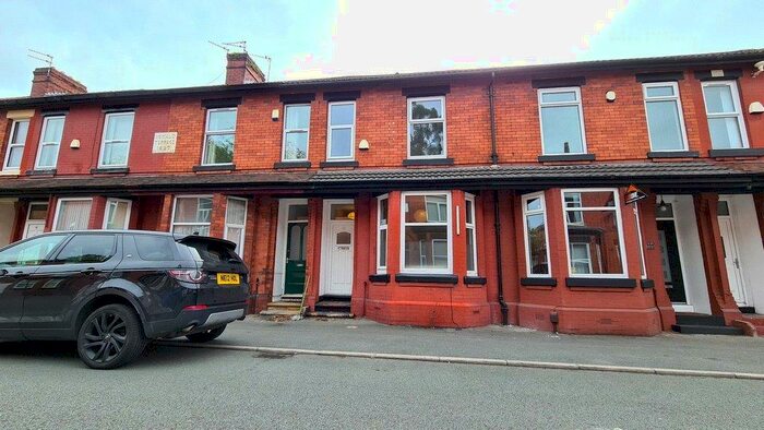 5 Bedroom Terraced House To Rent In Albion Road, Manchester, M14