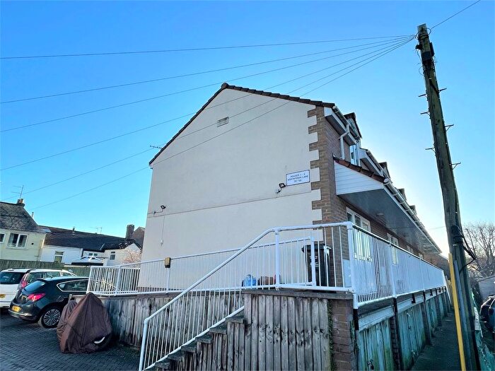 2 Bedroom Terraced House To Rent In North Town Lane, Wood Street, Taunton, TA1
