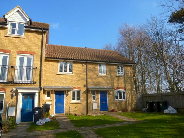 2 Bedroom Property To Rent In Chaplains Walk, Chartham, Canterbury, CT4