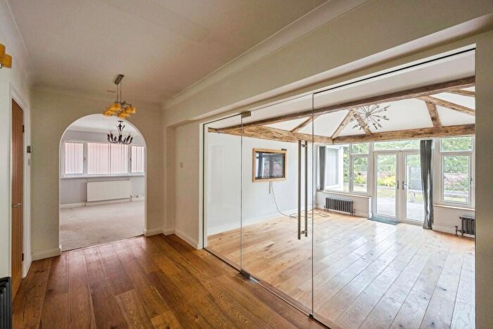 3 Bedroom Bungalow For Sale In Townfield Villas, Town Fields, Doncaster, South Yorkshire, DN1