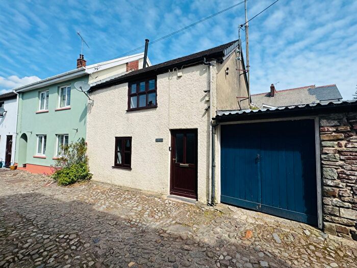 1 Bedroom Cottage To Rent In Market Lane, Carmarthen, SA33