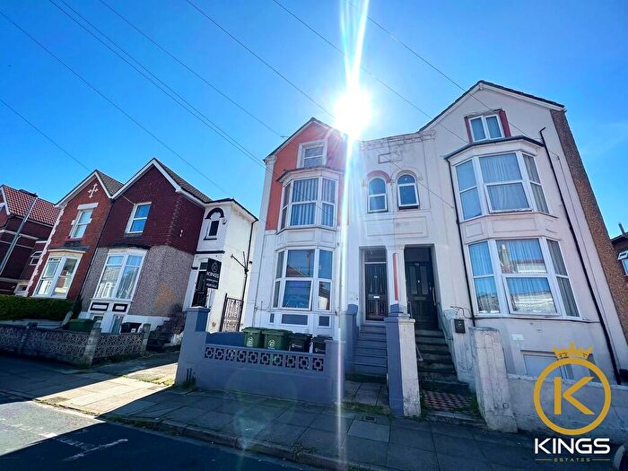 1 Bedroom Flat To Rent In Queens Road, Portsmouth, PO2