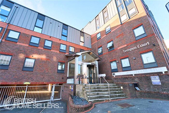 1 Bedroom Apartment For Sale In Bellfield Road, High Wycombe, Buckinghamshire, HP13