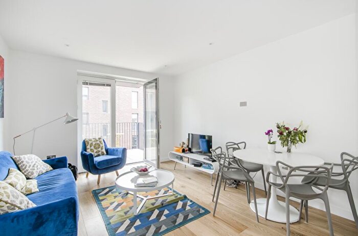 1 Bedroom Apartment To Rent In Danvers Avenue London, SW11
