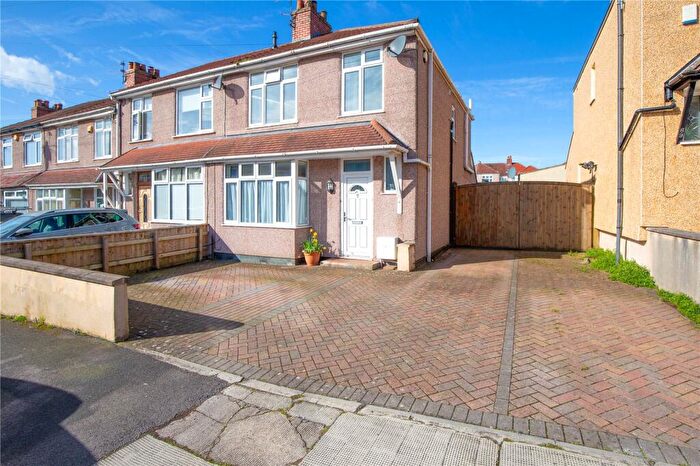 3 Bedroom End Of Terrace House For Sale In Sandling Avenue, Bristol, BS7