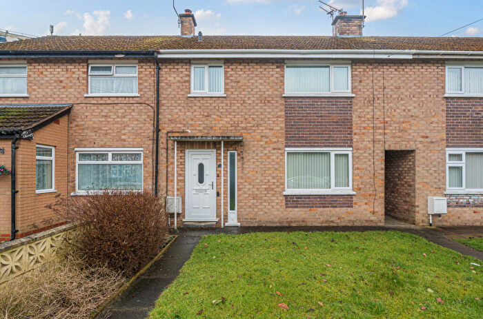 3 Bedroom Terraced House For Sale In Hafod Close, Blacon, Chester, CH1