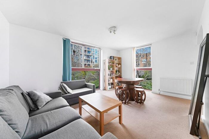 2 Bedroom Flat To Rent In Cape Yard, London Dock, E1W