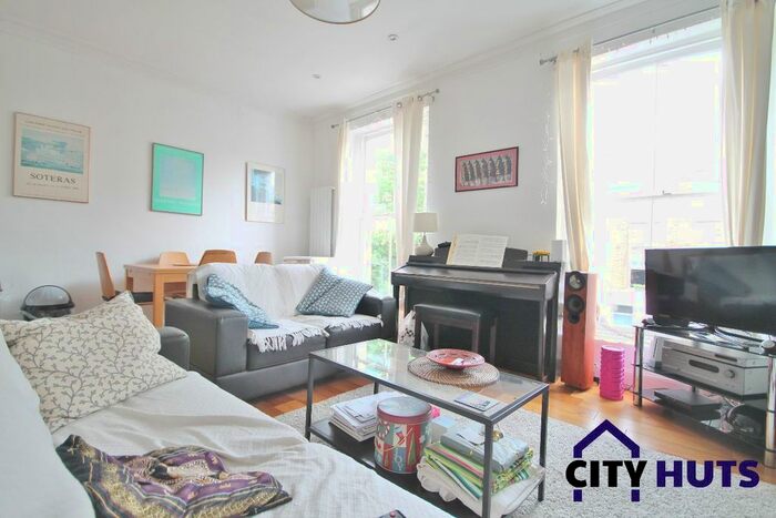4 Bedroom Maisonette To Rent In Falkland Road, London, NW5