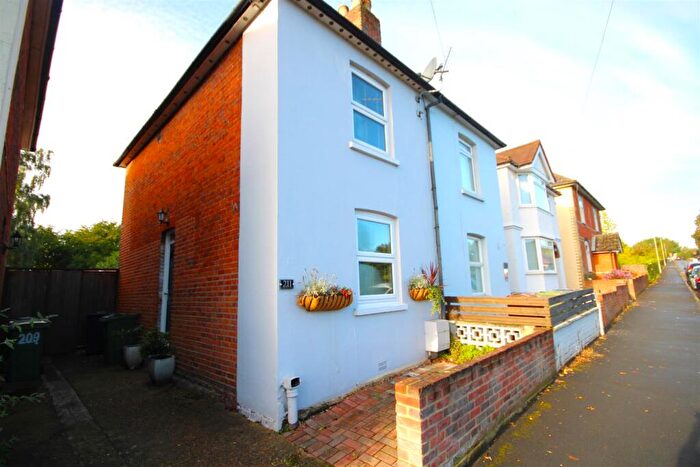 2 Bedroom House To Rent In Stoughton Road, Guildford, GU1