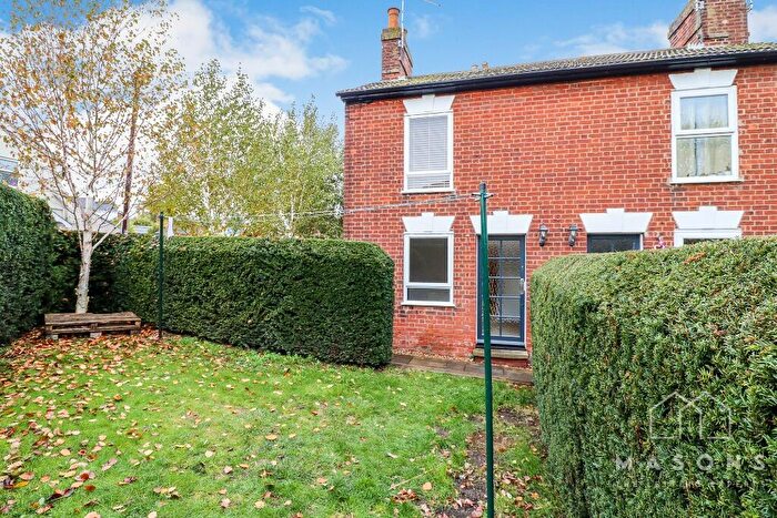 1 Bedroom Terraced House To Rent In Oughtonhead Way, Hitchin, Hertfordshire, SG5