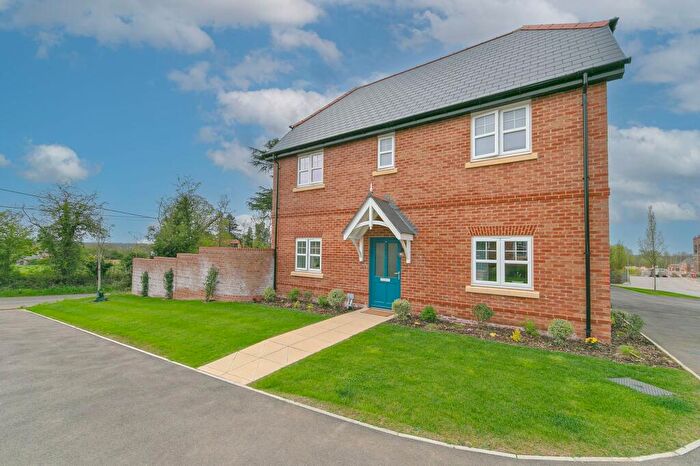 3 Bedroom Detached House For Sale In Oakdale Road, Maidenhead, SL6