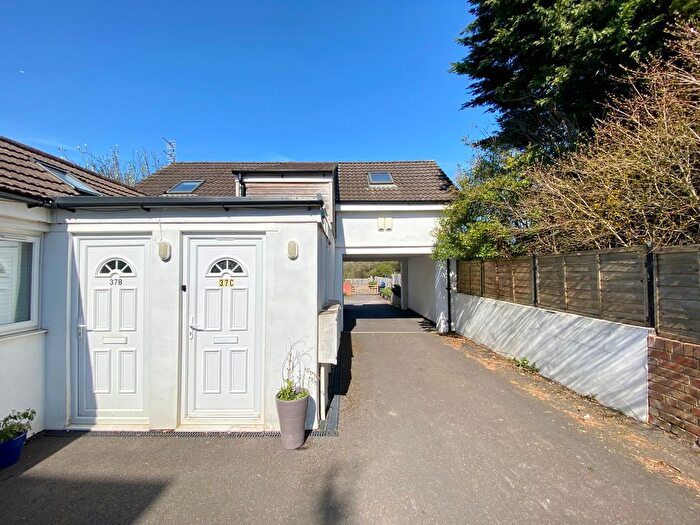 1 Bedroom Flat To Rent In Forest Avenue, Fishponds, Bristol, BS16