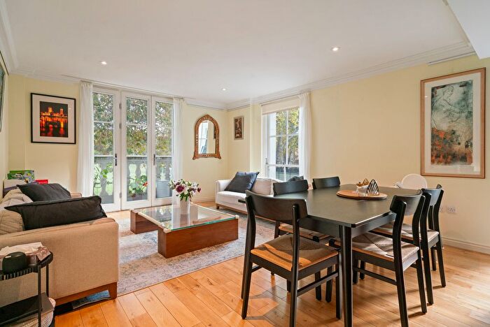 3 Bedroom Flat For Sale In Vincent Square, London, SW1P
